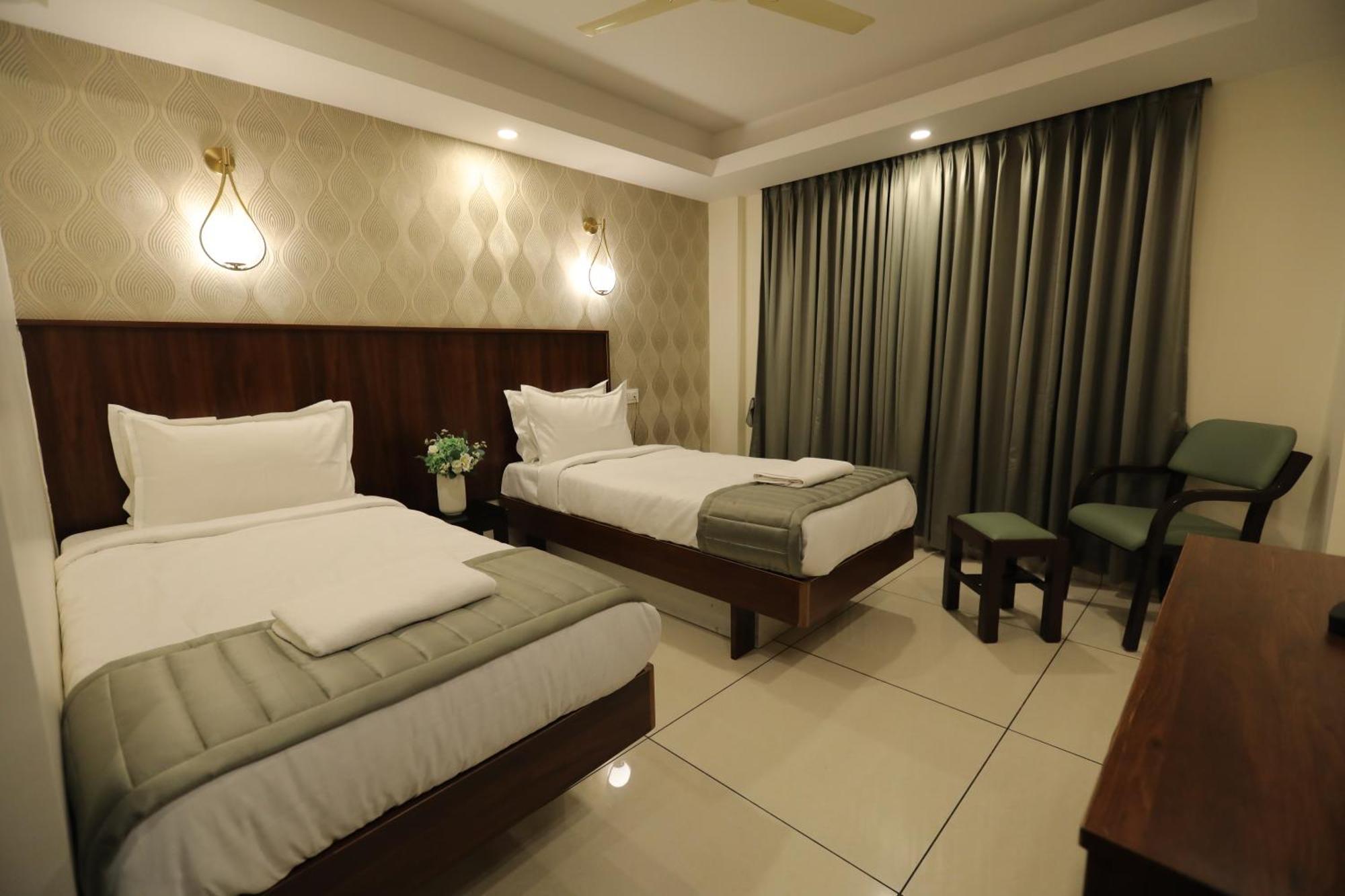 Earth Hotels Bangalore Luaran gambar